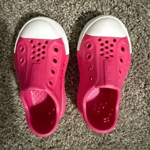 Kids Pink Slip-On All Star with White Toe Caps say N7A inside